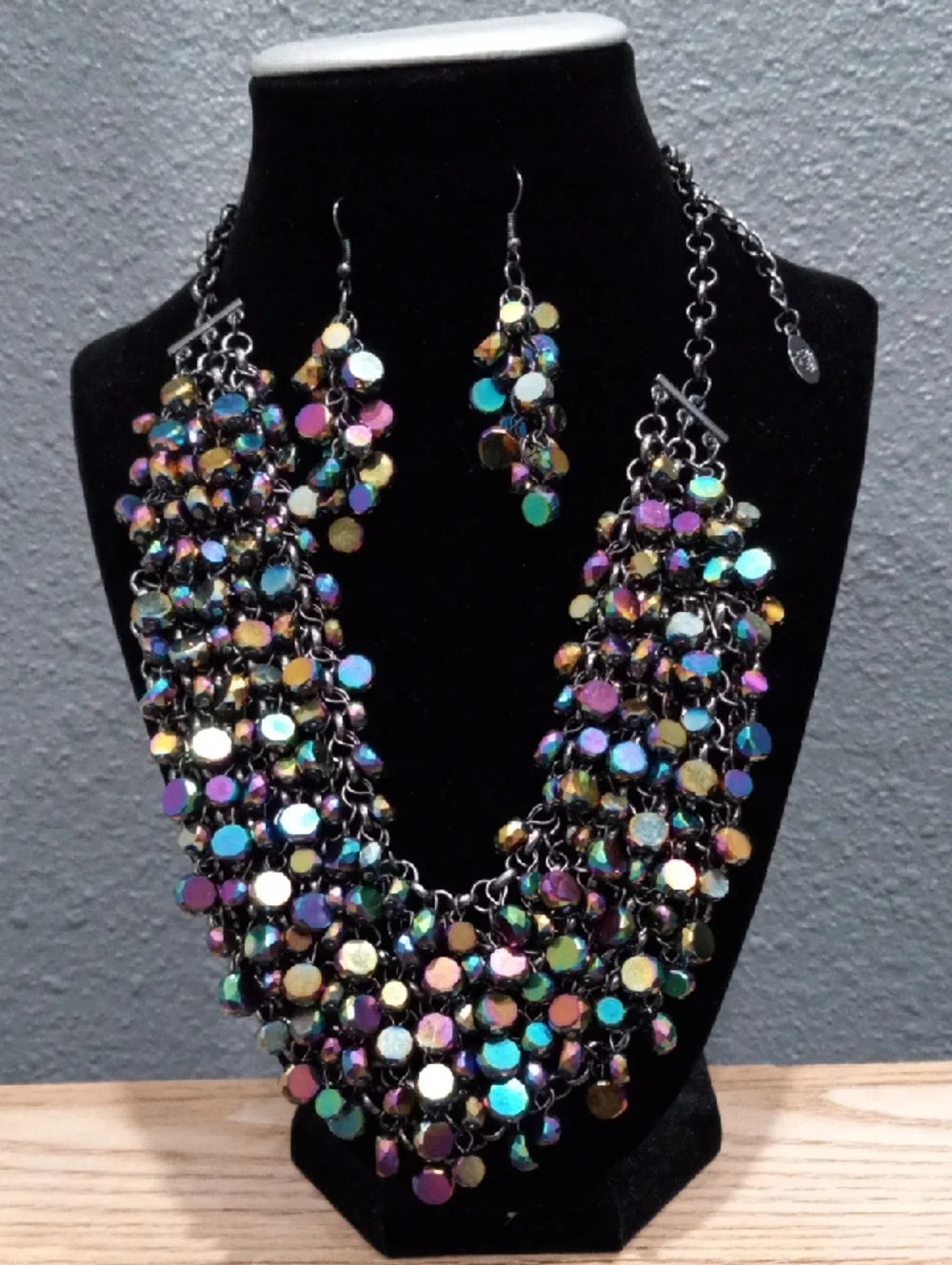 Zi. Colletion Multicolor Disc Statement Necklace & Earring Set